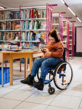 NOUVELLE BIBLIOTHÈQUE DE NEUCHÂTEL